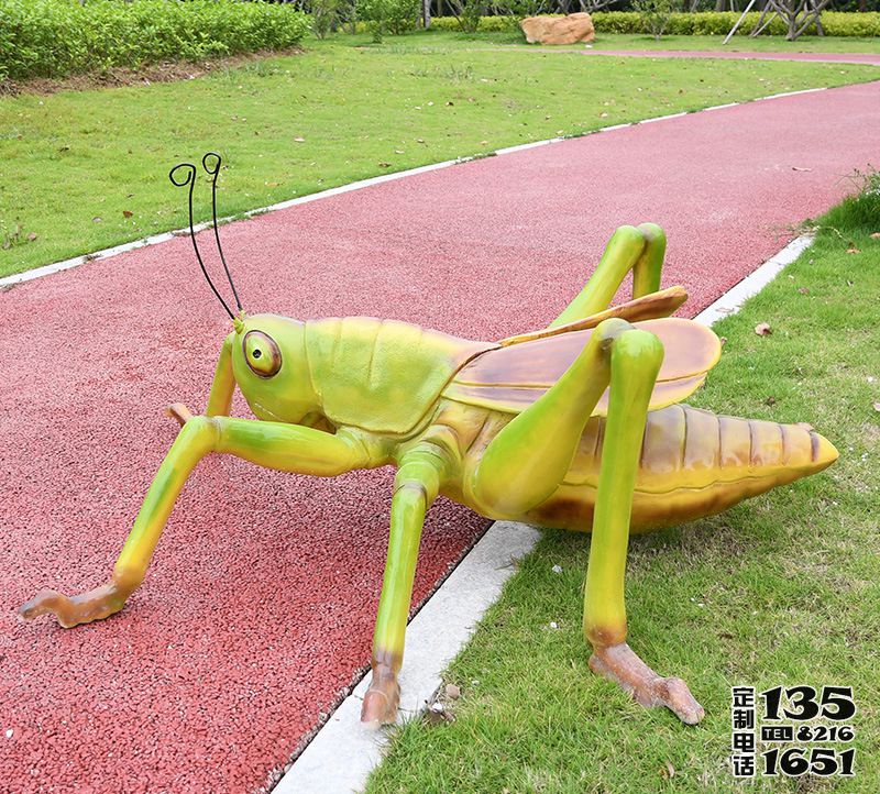 公園玻璃鋼仿真動(dòng)物蝗蟲(chóng)雕塑 公園玻璃鋼仿真動(dòng)物蝗蟲(chóng)雕塑