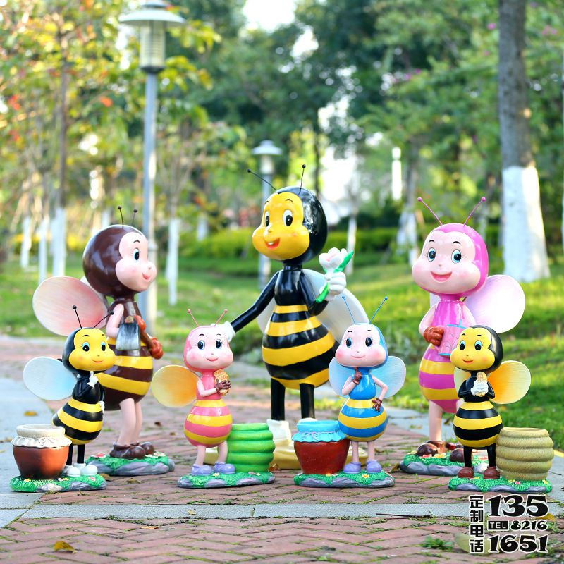 戶(hù)外景區(qū)游樂(lè)場(chǎng)玻璃鋼彩繪卡通蜜蜂雕塑 戶(hù)外景區(qū)游樂(lè)場(chǎng)玻璃鋼彩繪卡通蜜蜂雕塑
